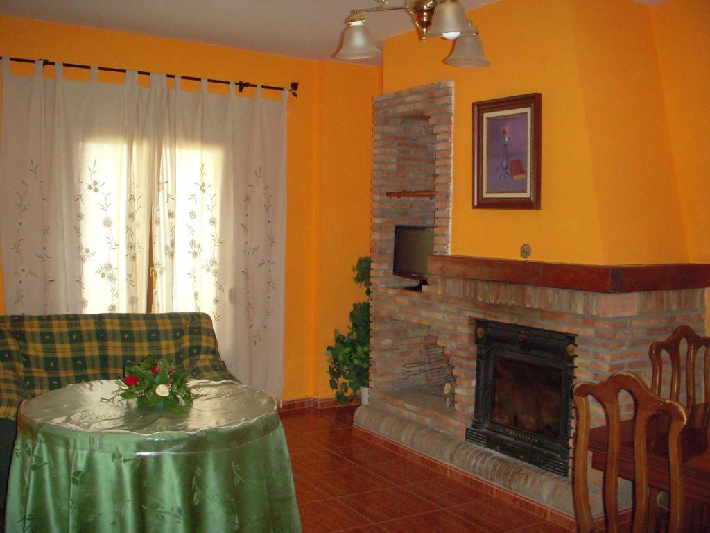 Апартаменты Casa Rosa Тревелес Экстерьер фото